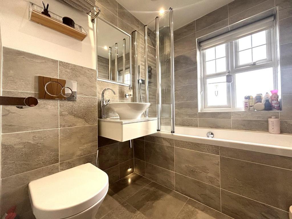 Bathroom.jpeg