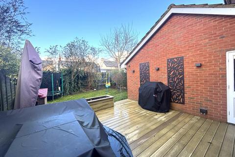 undefined, Pike End, Stevenage