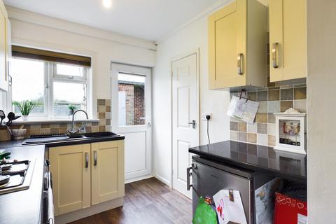 2 bedroom flat for sale, Hillson Drive, Fareham PO15