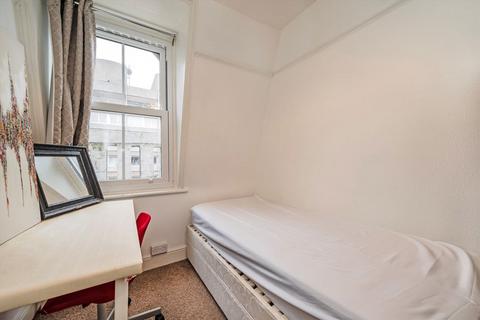 2 bedroom flat to rent, Notting Hill Gate, London W11