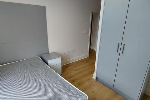 1 bedroom private hall to rent, Guildhall Walk, Portsmouth