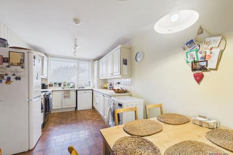undefined, School Road, Cheltenham GL53