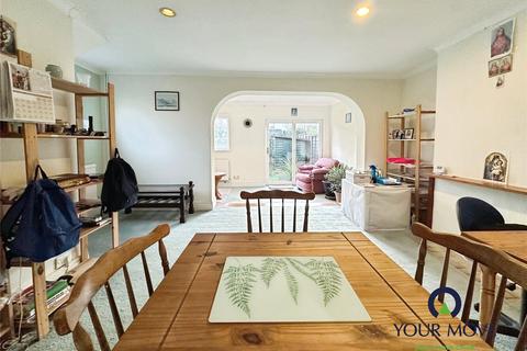 3 bedroom semi-detached house for sale, Swallowfield, Ashford TN24