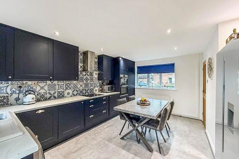 3 bedroom terraced house for sale, Grantchester Close, Hull HU5