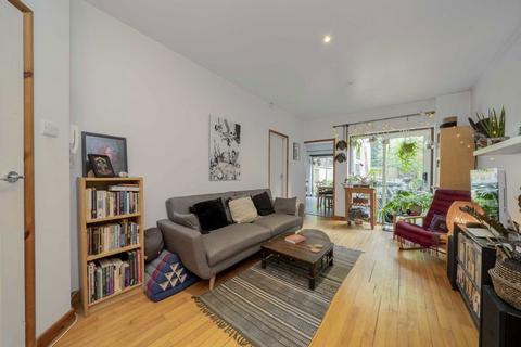 1 bedroom flat to rent, Florence Road, London N4