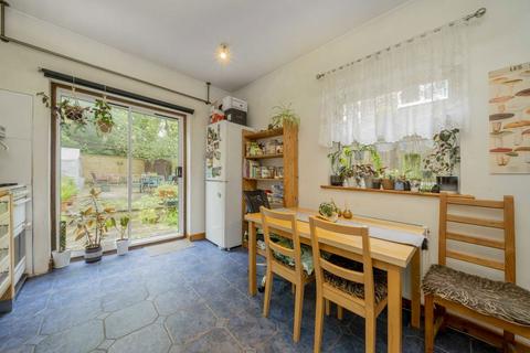 1 bedroom flat to rent, Florence Road, London N4
