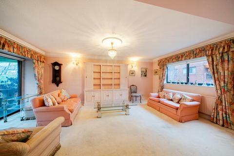 2 bedroom flat for sale, Spencer Close,  Finchley,  N3