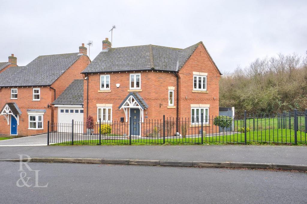 23 Glemorgan Way (12).jpg