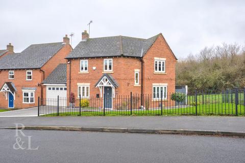 3 bedroom detached house for sale, Glamorgan Way, Church Gresley, Swadlincote