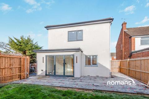 undefined, Field Way, Aldershot, Hampshire, GU12