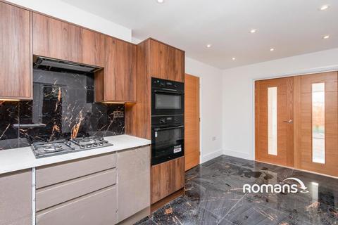 undefined, Field Way, Aldershot, Hampshire, GU12