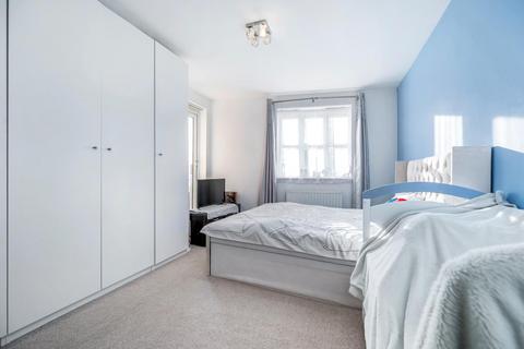 2 bedroom flat for sale, Bridge Court, Stanley Road Harrow, HA2 8FB