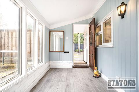 3 bedroom detached house for sale, Buckettsland Lane, Well End, Borehamwood, Hertfordshire, WD6