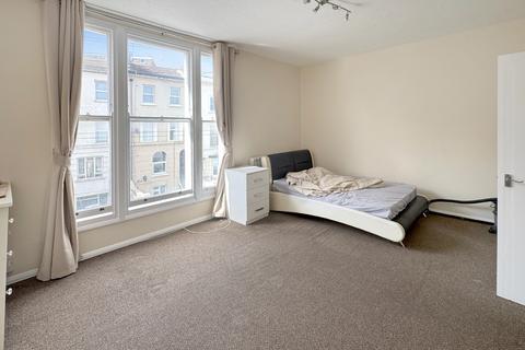 undefined, Parrock Street, Gravesend, DA12 1EX