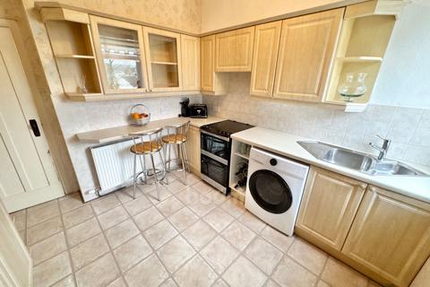2 bedroom flat to rent, Kilbirnie KA25