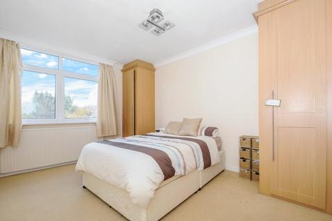 undefined, Holden Road, London, N12