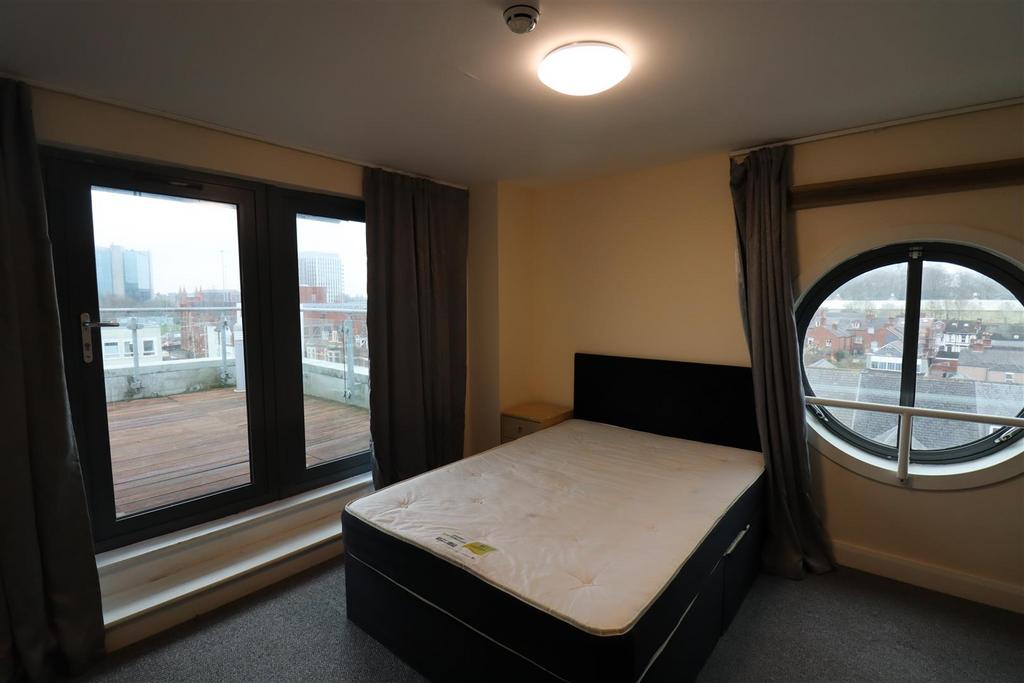 Double Bedroom 1