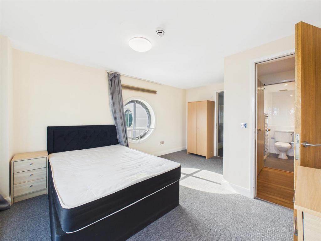 Double Bedroom 1