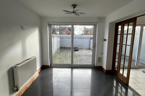 undefined, Tewkesbury GL20