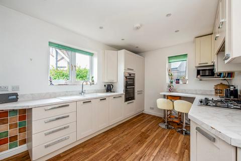 3 bedroom detached house for sale, Heath Road, Petersfield, Hampshire