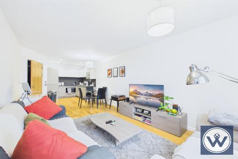 1 bedroom apartment to rent, One Smithfield Square, M4