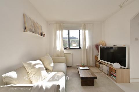 undefined, Green Pond Close, Walthamstow