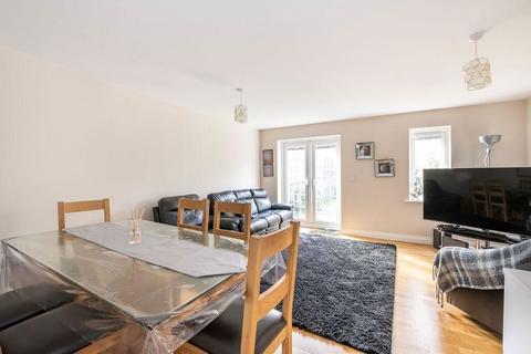 4 bedroom semi-detached house for sale, Babington Road, Wendover, Aylesbury, Buckinghamshire, HP22 5PX