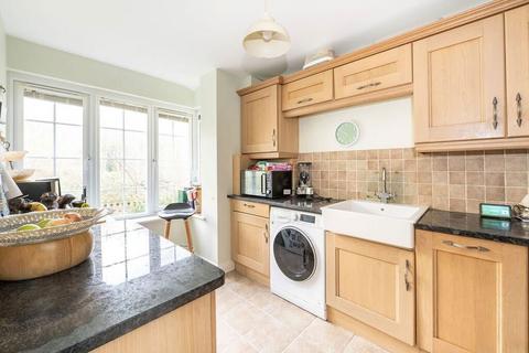 4 bedroom semi-detached house for sale, Babington Road, Wendover, Aylesbury, Buckinghamshire, HP22 5PX