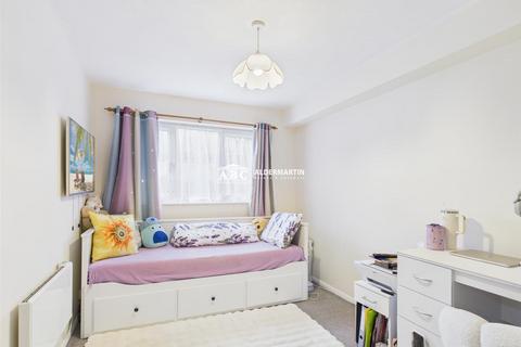 undefined, Gatting Close, Edgware