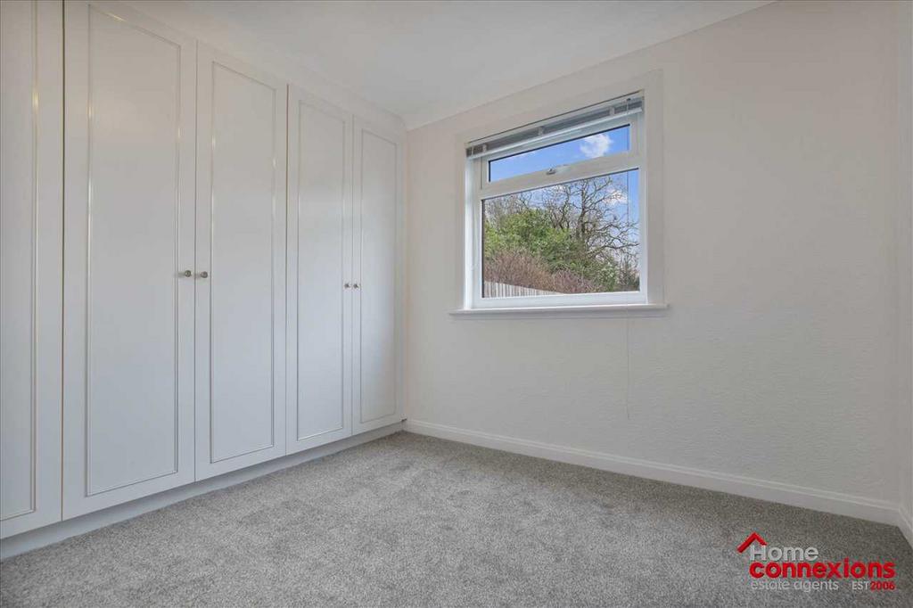 Bedroom One (3)