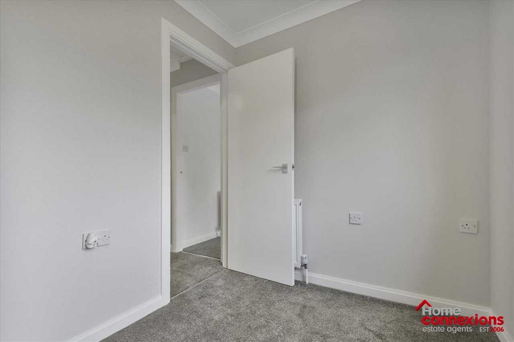 Bedroom Two (2)