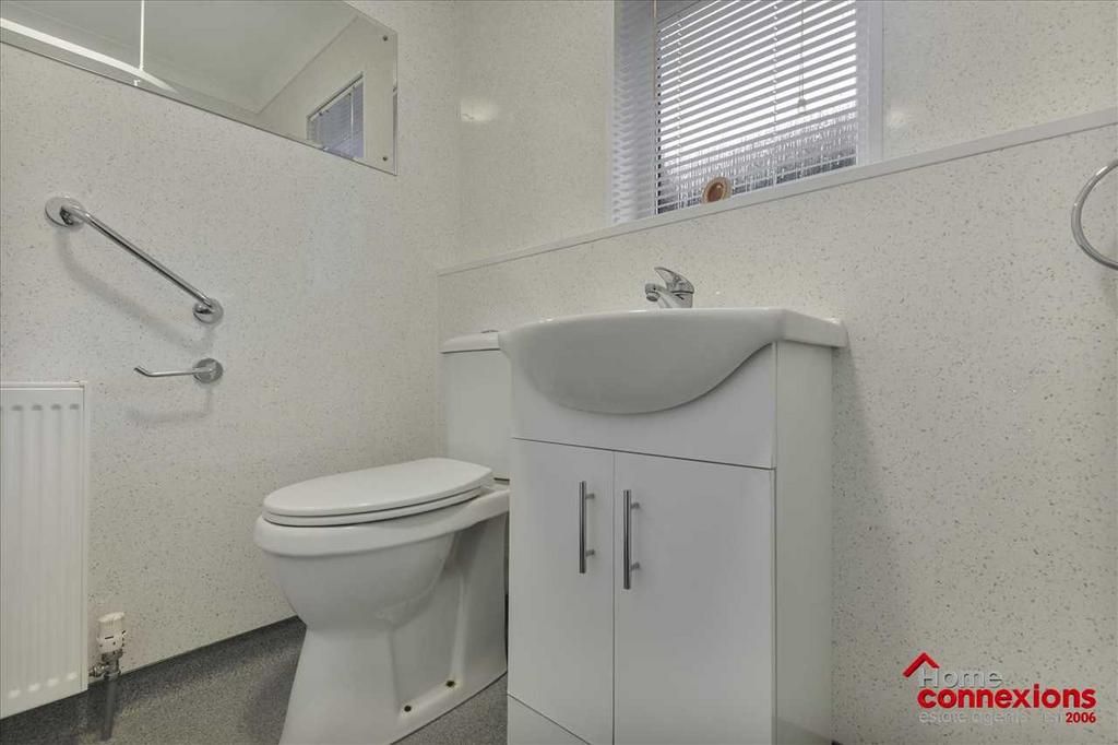 Shower Room (2)