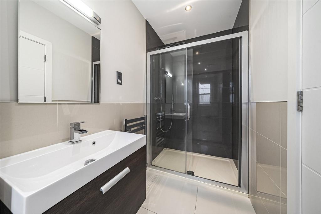 Bedroom One Ensuite