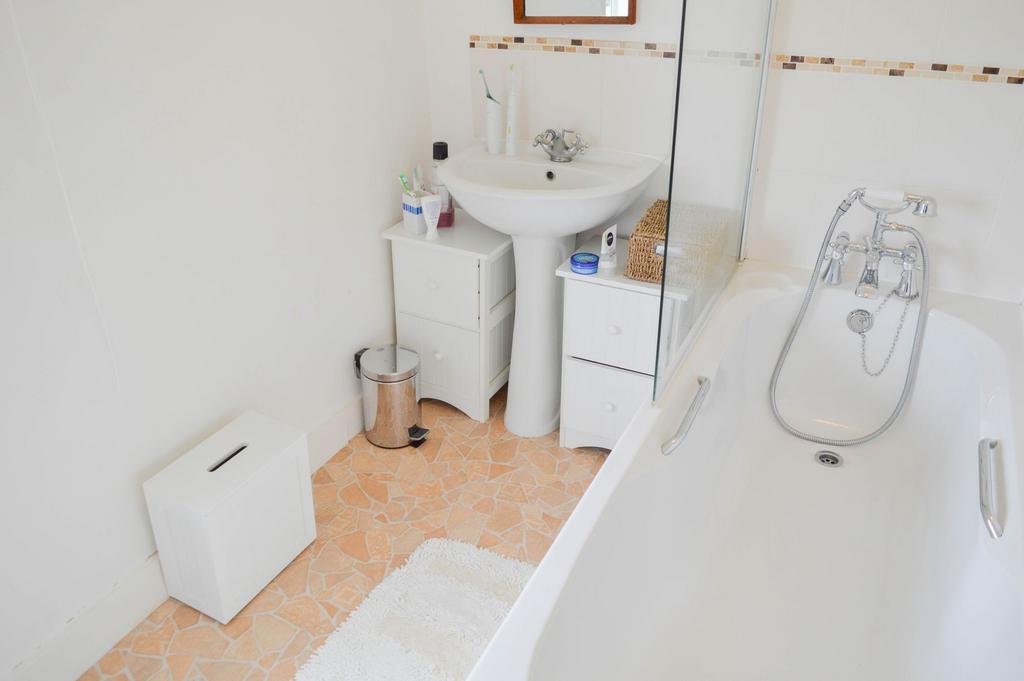 Upstairs Bathroom