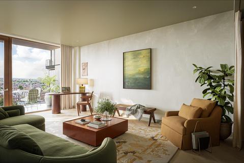 2 bedroom flat for sale, Scenery House, Television Centre, White City, London, W12 7FE