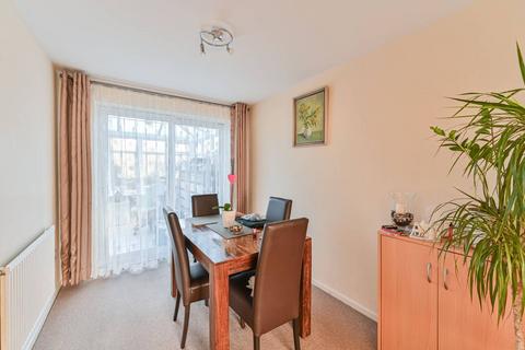 undefined, Heathfield Drive, Mitcham, CR4