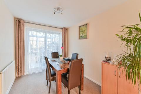 4 bedroom terraced house for sale, Heathfield Drive, Mitcham, CR4