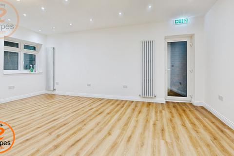 undefined, North Gardens, London