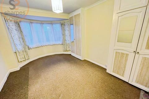 5 bedroom house to rent, Beddington Lane, Croydon, London