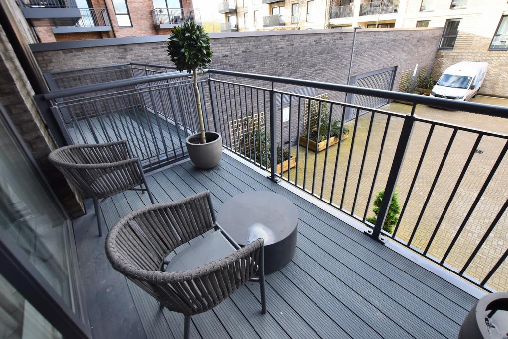 Flat 10 Grand Court balcony