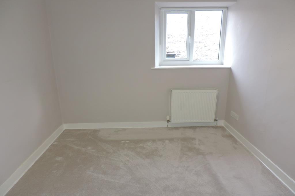 Back bedroom.jpg