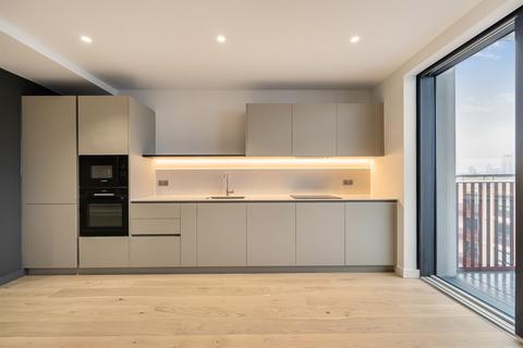undefined, Peninsula Gardens, Pilot Walk, Lower Riverside, Greenwich Peninsula, SE10