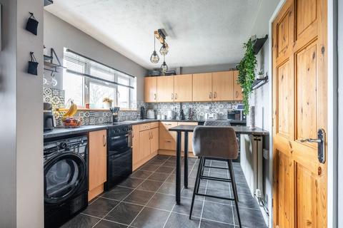 3 bedroom terraced house for sale, Christchurch Road, Gorleston