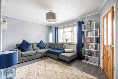 3 bedroom terraced house for sale, Christchurch Road, Gorleston