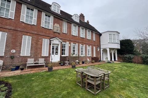 2 bedroom apartment to rent, Ranelagh Road, Malvern