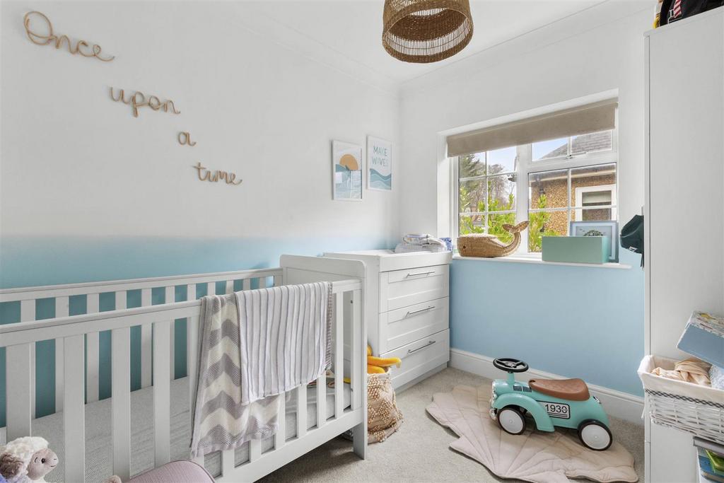 11 New Rd Close, HP12 4 LE (LOW RES)-3.jpg