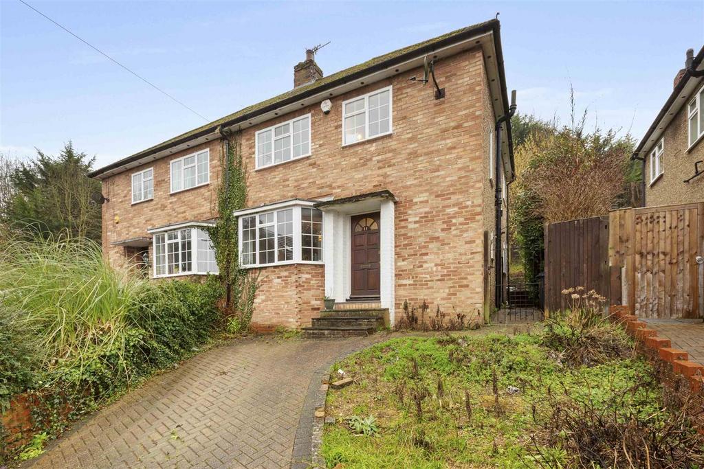 11 New Rd Close, HP12 4 LE (LOW RES)-12.jpg