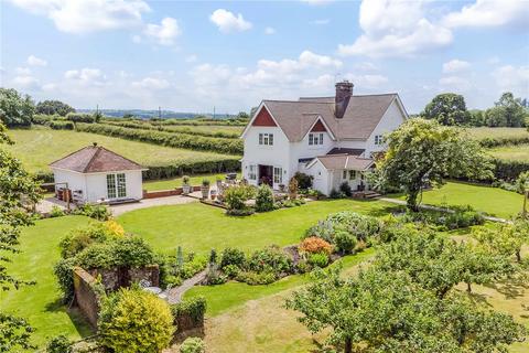 4 bedroom detached house for sale, Hawkley Road, Liss, Hampshire, GU33