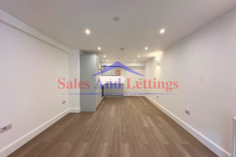 1 bedroom flat to rent, High Street, Slough SL1