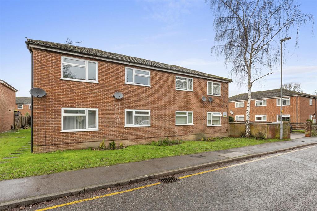 1 Swallow House, Savill Way, SL7 1 TG-13.jpg